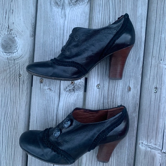 Anthropologie Naya leather funky heels - Picture 7 of 8